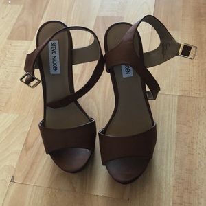 Never worn Steve Madden Wedges!